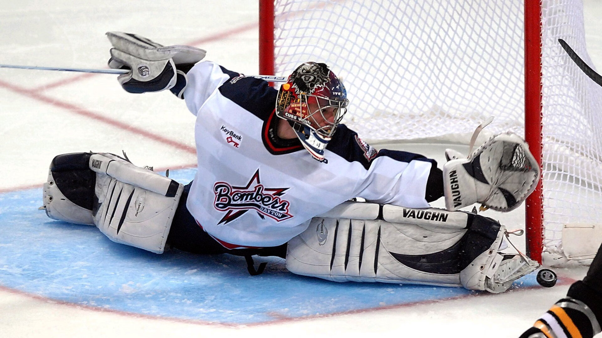 绝杀之夜，马克西的冠军级表演与魔术时刻